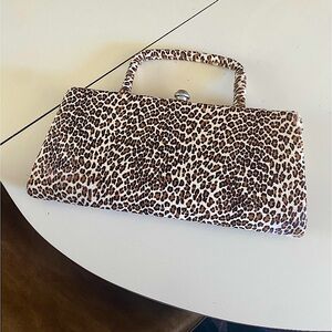 Furry vintage leopard purse
